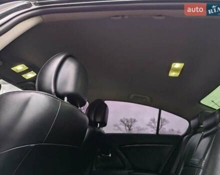 Черный Тойота Авенсис, объемом двигателя 2 л и пробегом 202 тыс. км за 10700 $, фото 11 на Automoto.ua