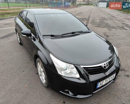 Черный Тойота Авенсис, объемом двигателя 2 л и пробегом 202 тыс. км за 10700 $, фото 4 на Automoto.ua