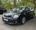 Черный Тойота Авенсис, объемом двигателя 1.8 л и пробегом 260 тыс. км за 8500 $, фото 1 на Automoto.ua
