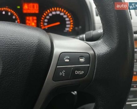 Чорний Тойота Авенсіс, об'ємом двигуна 1.8 л та пробігом 265 тис. км за 8999 $, фото 18 на Automoto.ua