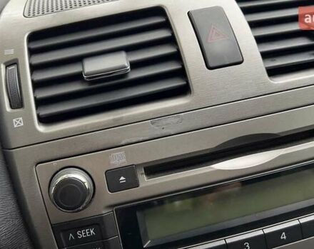 Черный Тойота Авенсис, объемом двигателя 1.8 л и пробегом 260 тыс. км за 8500 $, фото 8 на Automoto.ua