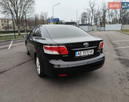 Черный Тойота Авенсис, объемом двигателя 2 л и пробегом 202 тыс. км за 10700 $, фото 5 на Automoto.ua