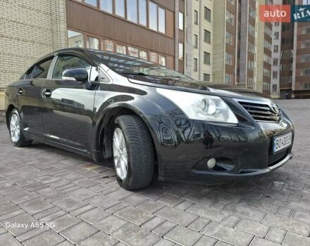 Черный Тойота Авенсис, объемом двигателя 2 л и пробегом 299 тыс. км за 7999 $, фото 1 на Automoto.ua