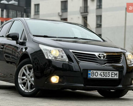 Черный Тойота Авенсис, объемом двигателя 2 л и пробегом 300 тыс. км за 8950 $, фото 3 на Automoto.ua