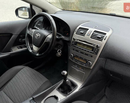 Черный Тойота Авенсис, объемом двигателя 2 л и пробегом 300 тыс. км за 8950 $, фото 36 на Automoto.ua
