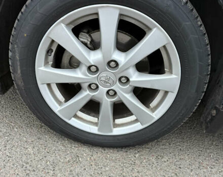 Чорний Тойота Авенсіс, об'ємом двигуна 2 л та пробігом 236 тис. км за 9999 $, фото 13 на Automoto.ua