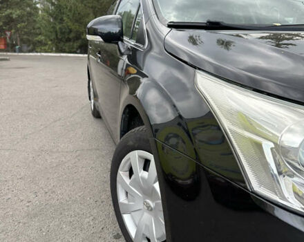 Чорний Тойота Авенсіс, об'ємом двигуна 1.6 л та пробігом 161 тис. км за 9499 $, фото 10 на Automoto.ua