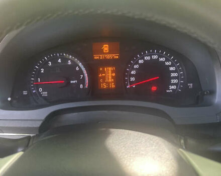 Чорний Тойота Авенсіс, об'ємом двигуна 1.8 л та пробігом 318 тис. км за 11800 $, фото 7 на Automoto.ua