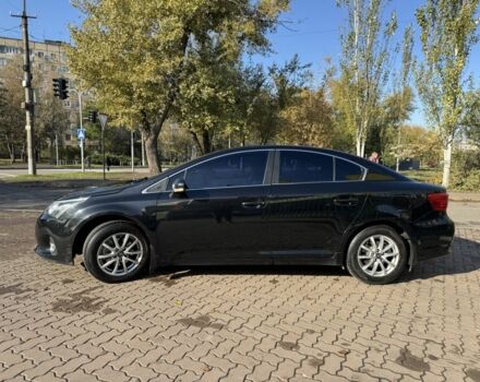 Черный Тойота Авенсис, объемом двигателя 1.8 л и пробегом 275 тыс. км за 10650 $, фото 3 на Automoto.ua