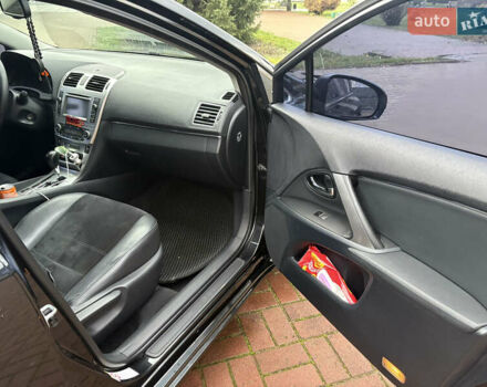 Чорний Тойота Авенсіс, об'ємом двигуна 2 л та пробігом 225 тис. км за 10650 $, фото 14 на Automoto.ua