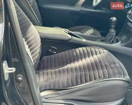 Черный Тойота Авенсис, объемом двигателя 2 л и пробегом 330 тыс. км за 10450 $, фото 8 на Automoto.ua