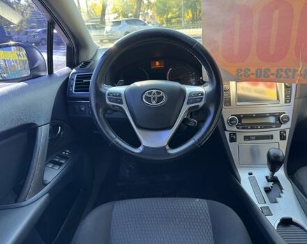 Черный Тойота Авенсис, объемом двигателя 1.8 л и пробегом 275 тыс. км за 10650 $, фото 13 на Automoto.ua