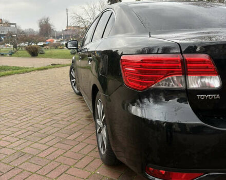 Чорний Тойота Авенсіс, об'ємом двигуна 2 л та пробігом 225 тис. км за 10650 $, фото 4 на Automoto.ua