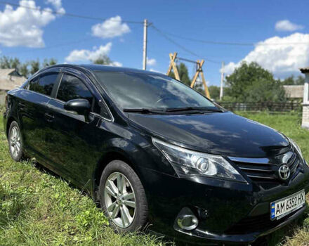Черный Тойота Авенсис, объемом двигателя 1.8 л и пробегом 187 тыс. км за 10000 $, фото 3 на Automoto.ua