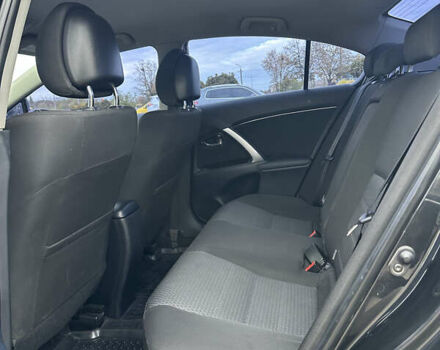 Черный Тойота Авенсис, объемом двигателя 1.8 л и пробегом 275 тыс. км за 10900 $, фото 13 на Automoto.ua