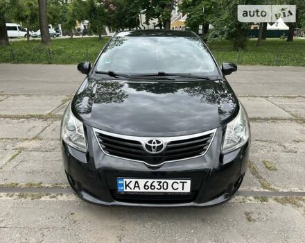 Чорний Тойота Авенсіс, об'ємом двигуна 1.8 л та пробігом 125 тис. км за 10200 $, фото 2 на Automoto.ua