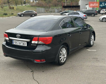 Черный Тойота Авенсис, объемом двигателя 1.8 л и пробегом 275 тыс. км за 10900 $, фото 5 на Automoto.ua