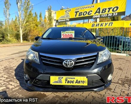 Черный Тойота Авенсис, объемом двигателя 1.8 л и пробегом 275 тыс. км за 10650 $, фото 1 на Automoto.ua