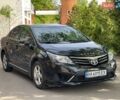 Черный Тойота Авенсис, объемом двигателя 2 л и пробегом 330 тыс. км за 10450 $, фото 1 на Automoto.ua
