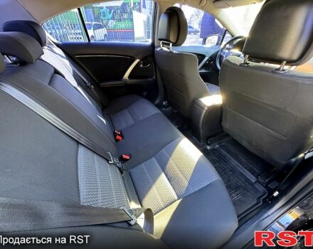Черный Тойота Авенсис, объемом двигателя 1.8 л и пробегом 275 тыс. км за 10650 $, фото 7 на Automoto.ua
