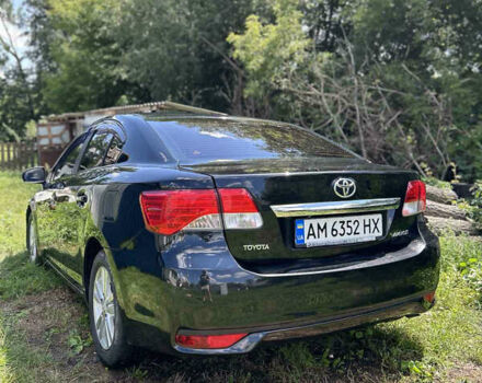 Черный Тойота Авенсис, объемом двигателя 1.8 л и пробегом 187 тыс. км за 10000 $, фото 2 на Automoto.ua
