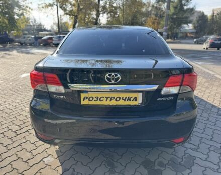 Черный Тойота Авенсис, объемом двигателя 1.8 л и пробегом 275 тыс. км за 10650 $, фото 5 на Automoto.ua