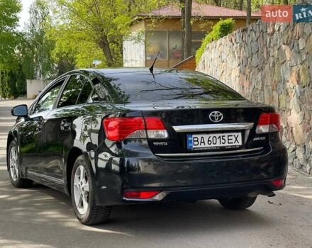 Черный Тойота Авенсис, объемом двигателя 2 л и пробегом 330 тыс. км за 10450 $, фото 4 на Automoto.ua