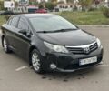 Черный Тойота Авенсис, объемом двигателя 1.8 л и пробегом 275 тыс. км за 10600 $, фото 1 на Automoto.ua