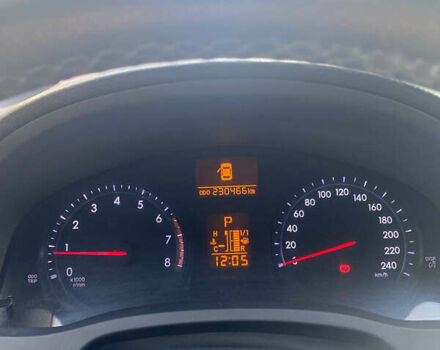 Чорний Тойота Авенсіс, об'ємом двигуна 1.99 л та пробігом 230 тис. км за 9500 $, фото 9 на Automoto.ua