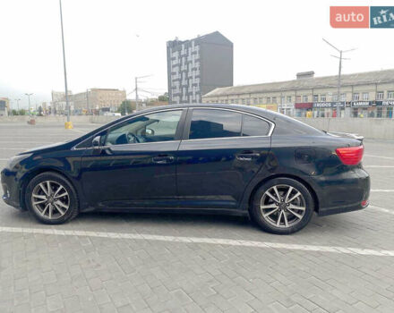 Черный Тойота Авенсис, объемом двигателя 2 л и пробегом 296 тыс. км за 11900 $, фото 2 на Automoto.ua