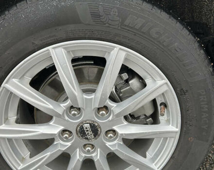 Черный Тойота Авенсис, объемом двигателя 1.8 л и пробегом 252 тыс. км за 12300 $, фото 11 на Automoto.ua