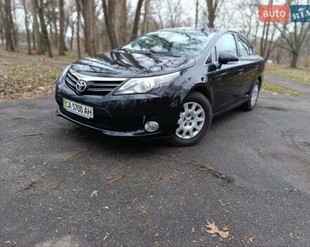 Черный Тойота Авенсис, объемом двигателя 2 л и пробегом 177 тыс. км за 11600 $, фото 5 на Automoto.ua