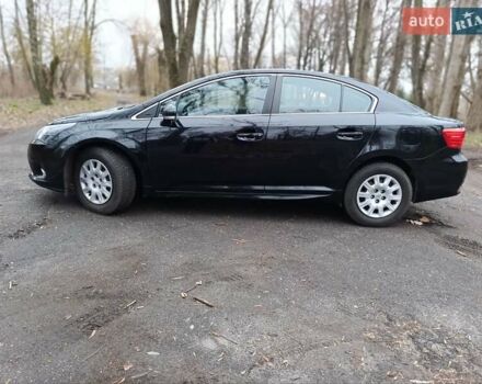Черный Тойота Авенсис, объемом двигателя 2 л и пробегом 177 тыс. км за 11600 $, фото 4 на Automoto.ua