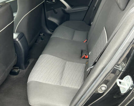 Черный Тойота Авенсис, объемом двигателя 1.8 л и пробегом 252 тыс. км за 12300 $, фото 8 на Automoto.ua