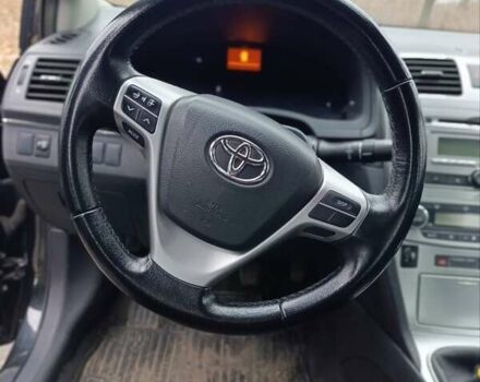 Черный Тойота Авенсис, объемом двигателя 2 л и пробегом 177 тыс. км за 11600 $, фото 18 на Automoto.ua