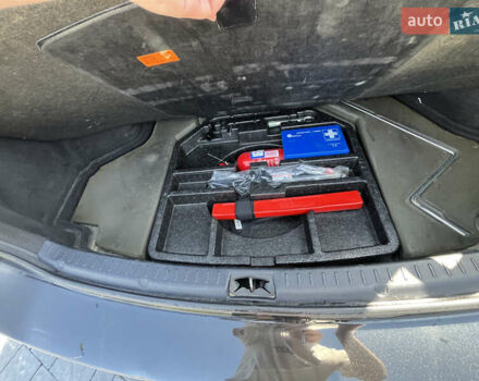 Черный Тойота Авенсис, объемом двигателя 2 л и пробегом 222 тыс. км за 10600 $, фото 18 на Automoto.ua