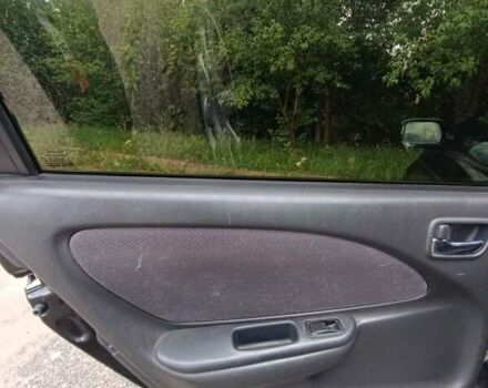 Чорний Тойота Авенсіс, об'ємом двигуна 1.8 л та пробігом 350 тис. км за 1900 $, фото 3 на Automoto.ua