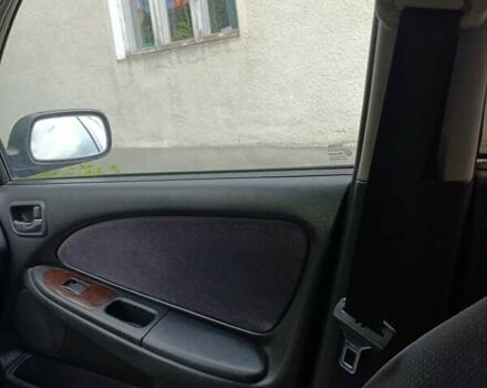 Чорний Тойота Авенсіс, об'ємом двигуна 1.8 л та пробігом 350 тис. км за 1900 $, фото 1 на Automoto.ua