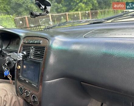 Черный Тойота Авенсис, объемом двигателя 1.6 л и пробегом 317 тыс. км за 3600 $, фото 10 на Automoto.ua