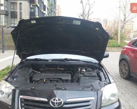 Черный Тойота Авенсис, объемом двигателя 1.8 л и пробегом 254 тыс. км за 5300 $, фото 18 на Automoto.ua