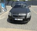 Черный Тойота Авенсис, объемом двигателя 2 л и пробегом 295 тыс. км за 3498 $, фото 1 на Automoto.ua