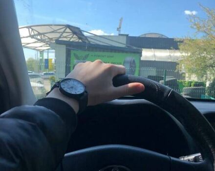 Черный Тойота Авенсис, объемом двигателя 2 л и пробегом 278 тыс. км за 5400 $, фото 14 на Automoto.ua