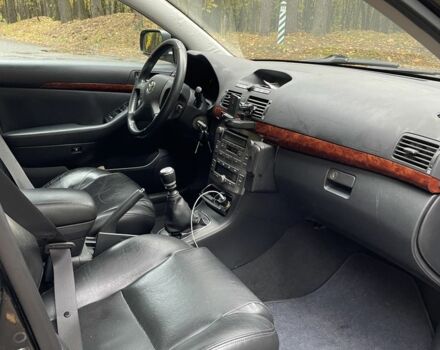 Черный Тойота Авенсис, объемом двигателя 2.2 л и пробегом 220 тыс. км за 3300 $, фото 6 на Automoto.ua