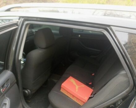 Чорний Тойота Авенсіс, об'ємом двигуна 2.4 л та пробігом 240 тис. км за 4800 $, фото 4 на Automoto.ua