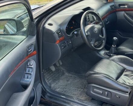 Чорний Тойота Авенсіс, об'ємом двигуна 2 л та пробігом 260 тис. км за 3600 $, фото 8 на Automoto.ua