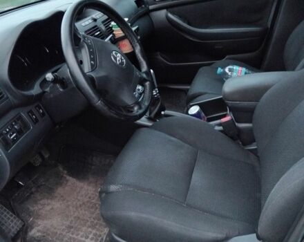 Черный Тойота Авенсис, объемом двигателя 2 л и пробегом 322 тыс. км за 3300 $, фото 5 на Automoto.ua