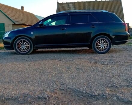 Черный Тойота Авенсис, объемом двигателя 2 л и пробегом 364 тыс. км за 6800 $, фото 5 на Automoto.ua