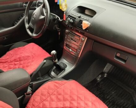 Черный Тойота Авенсис, объемом двигателя 2 л и пробегом 336 тыс. км за 5300 $, фото 1 на Automoto.ua