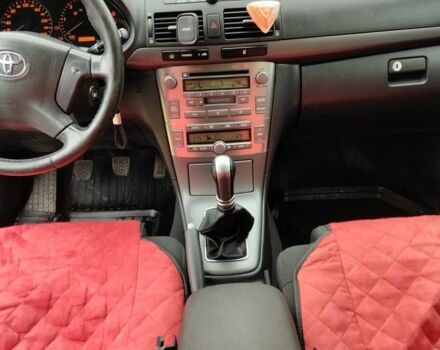 Черный Тойота Авенсис, объемом двигателя 2 л и пробегом 336 тыс. км за 5300 $, фото 5 на Automoto.ua