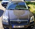 Черный Тойота Авенсис, объемом двигателя 2 л и пробегом 300 тыс. км за 2910 $, фото 1 на Automoto.ua